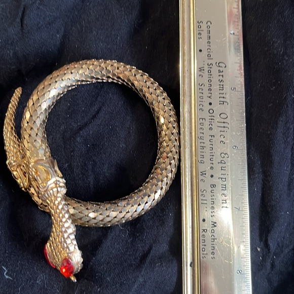 DL AULD VINTAGE SNAKE MESH GOLDTONE BRACELET - Picture 6 of 6